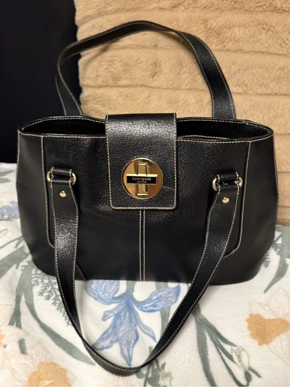VTG Kate Spade Black Leather Turnlock Shoulder Bag | Contrast Stitch Tote